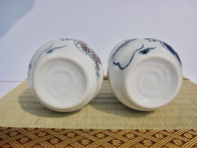 Mino Ware Japanese Sushi Yunomi Tea cups 9.47 Onces Authentic Dragon Red and Blue for Hot Green Tea Matcha Tea Bancha Set of 2 from Japan - Image 4